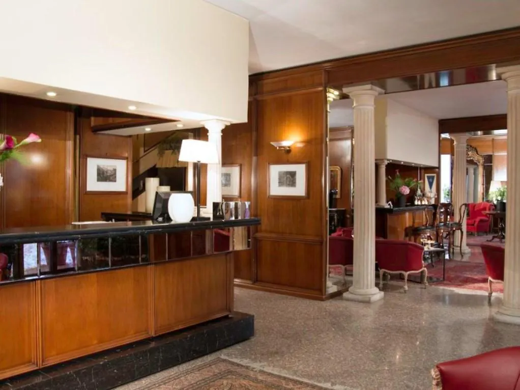 Colonna Palace Hotel Rome