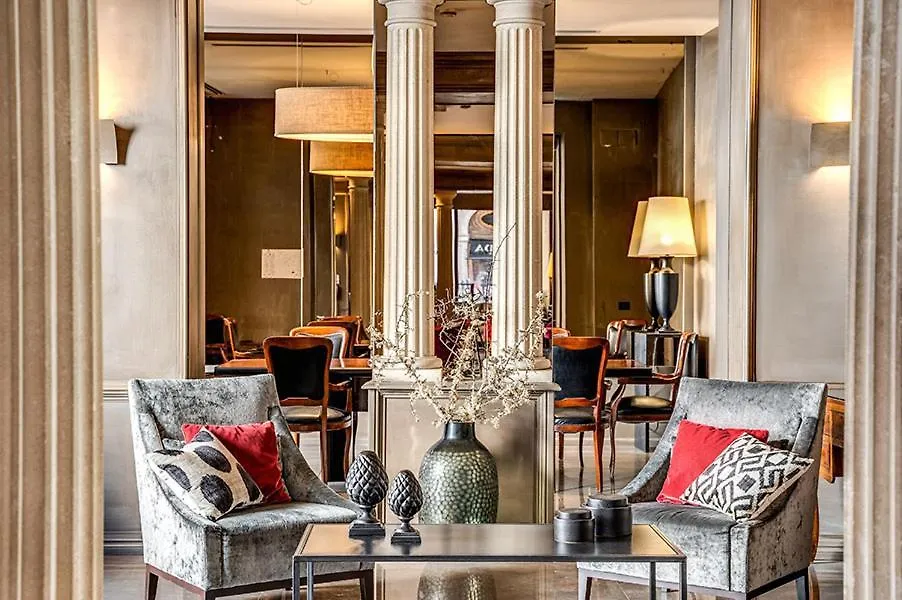 Colonna Palace Hotel Rome