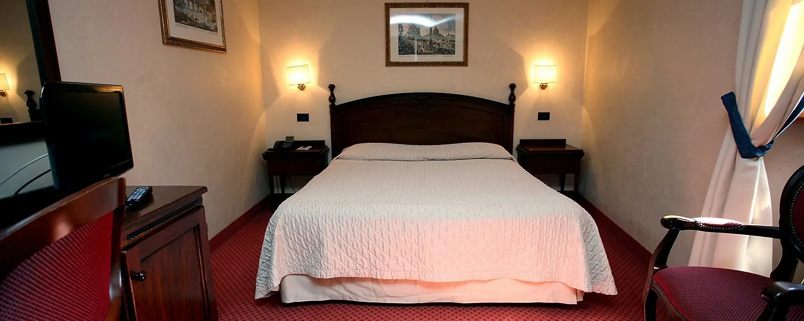 Colonna Palace Hotel Rome