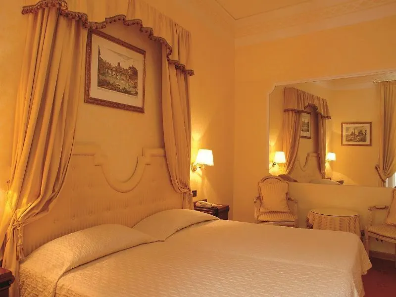 Colonna Palace Hotel Ρώμη