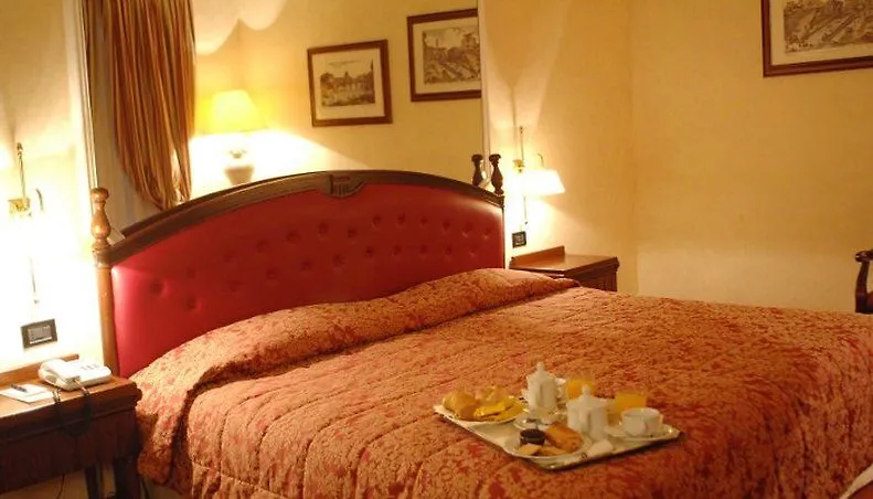 Colonna Palace Hotel Ρώμη 4*,
